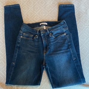 Good American good legs jeans